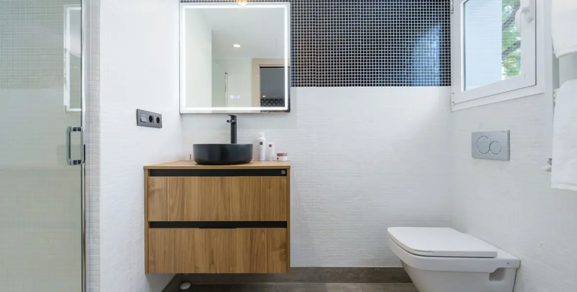 Venta de villa independiente en Nueva Andalucía 45