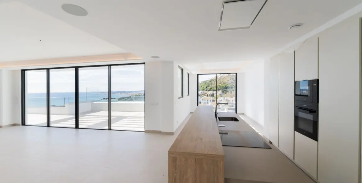 Продажа  отдельно стоящей виллы в Benalmadena 11