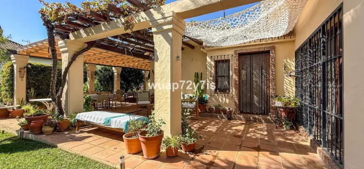 Detached villa R5196661 0