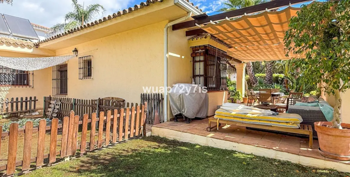 Sale of detached villa in Marbella (district Nagüeles) 2