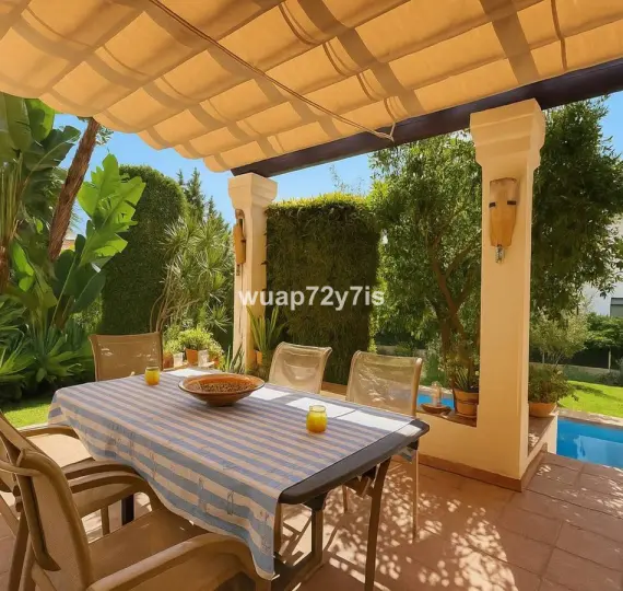 Detached villa R5196661