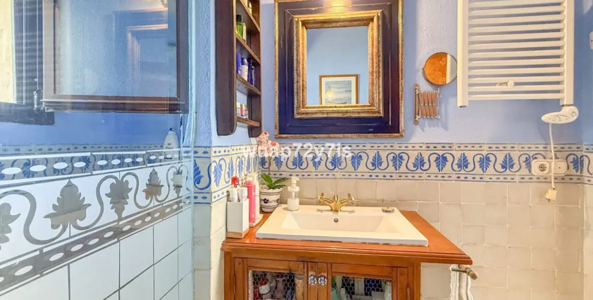 Продажа  отдельно стоящей виллы в Nagüeles 29