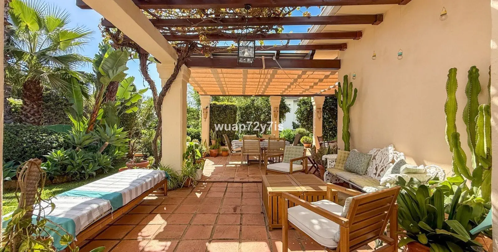 Sale of detached villa in Nagüeles 6