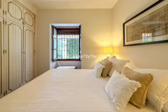 Image 25 thumb