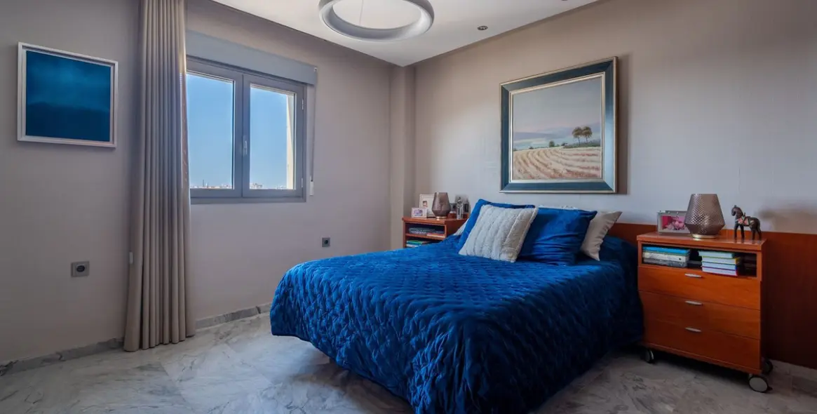 Sale of penthouse in Málaga 9