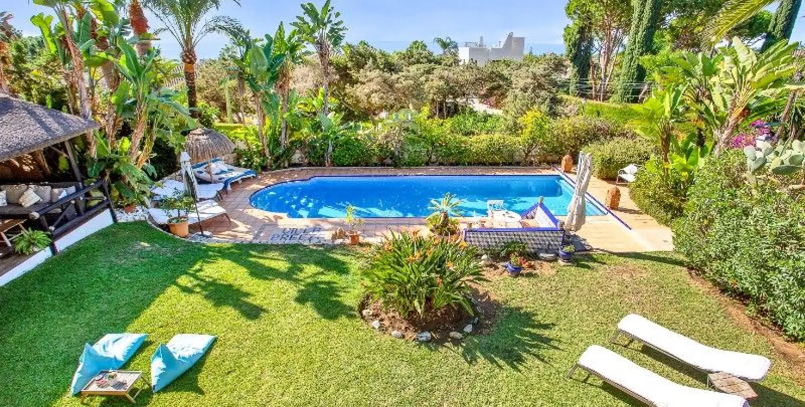 Sale of detached villa in Marbesa 3