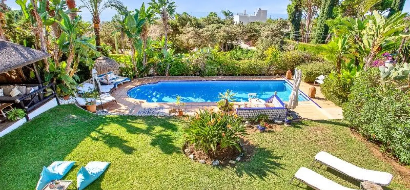 Sale of detached villa in Marbesa 2
