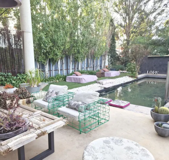 Sale of detached villa in Estepona