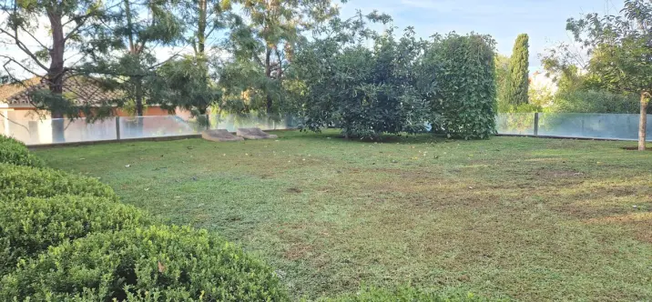 Sale of detached villa in Estepona 4