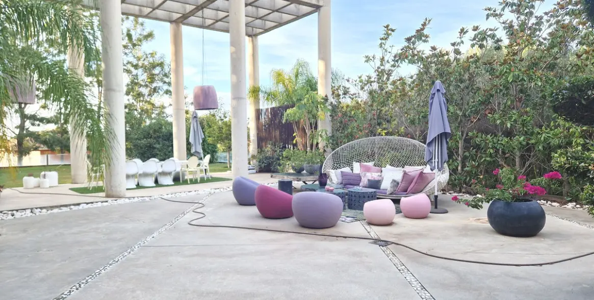 Sale of detached villa in Estepona 2