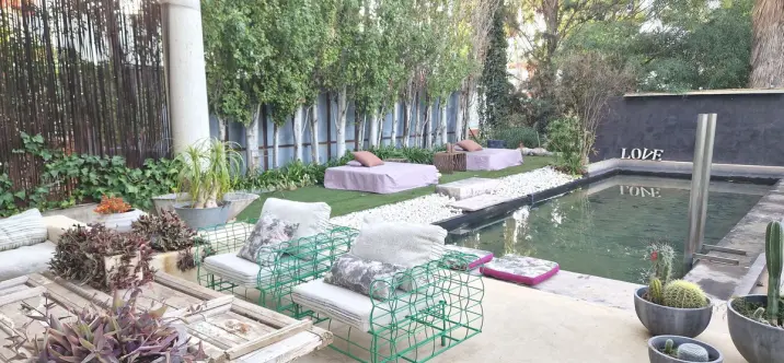 Sale of detached villa in Estepona 2