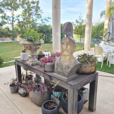 Sale of detached villa in Estepona