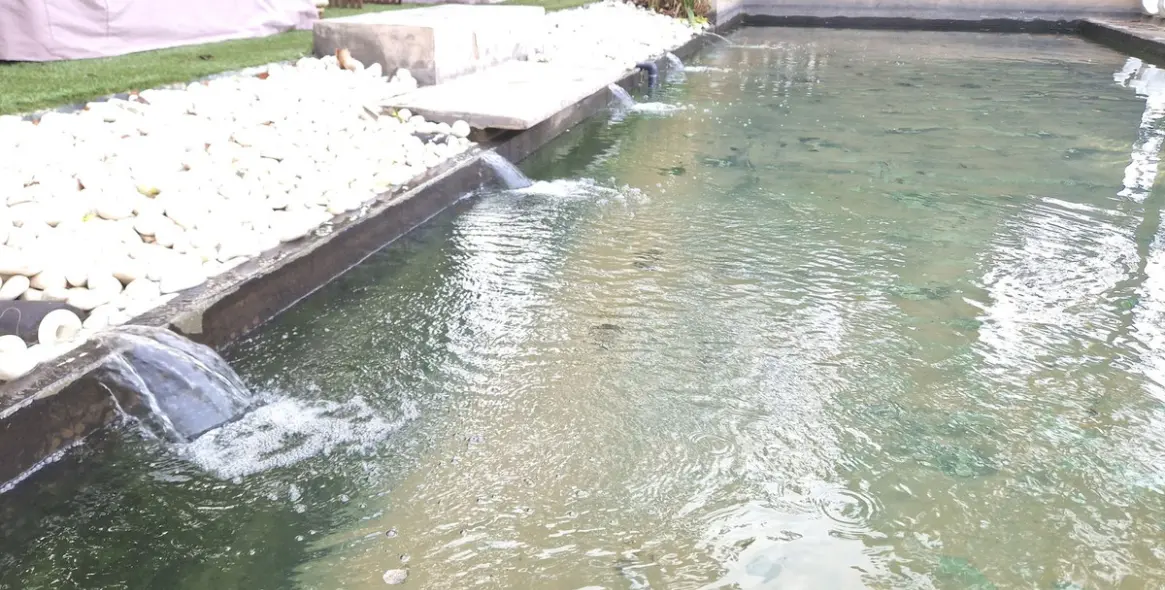 Venta de villa independiente en Estepona 30