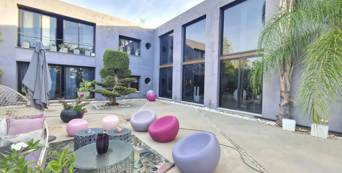 Venta de villa independiente en Estepona 35