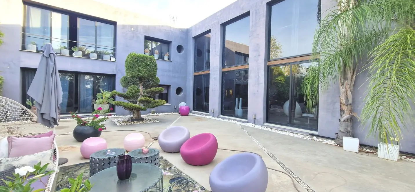Venta de villa independiente en Estepona 0