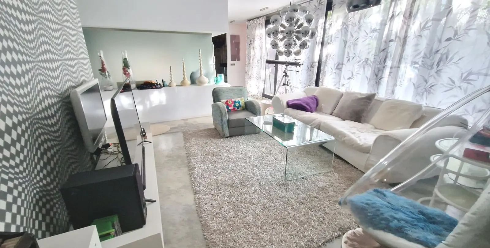 Sale of detached villa in Estepona 75