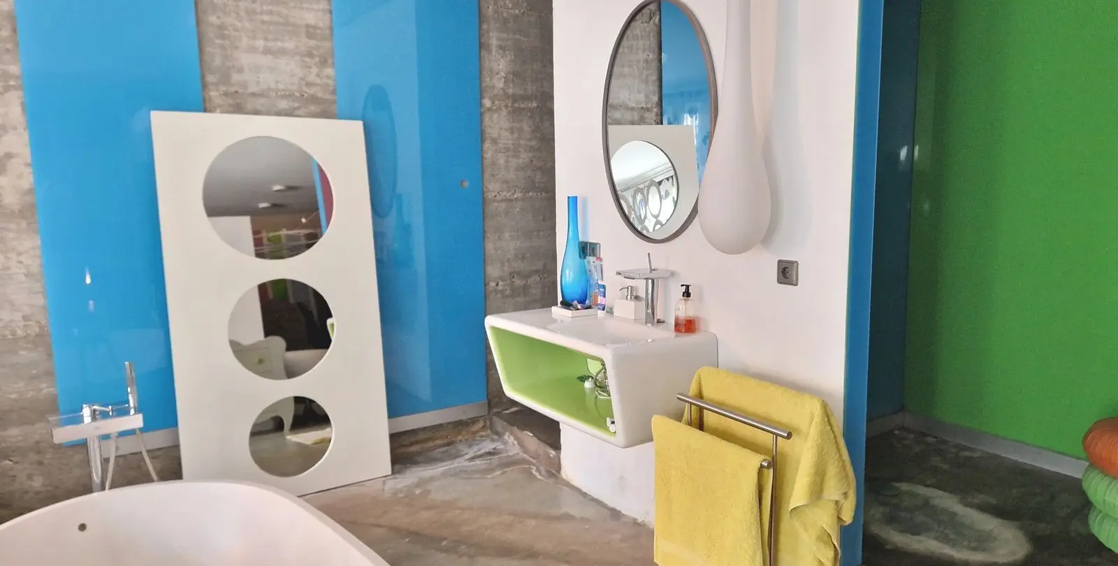 Sale of detached villa in Estepona 89