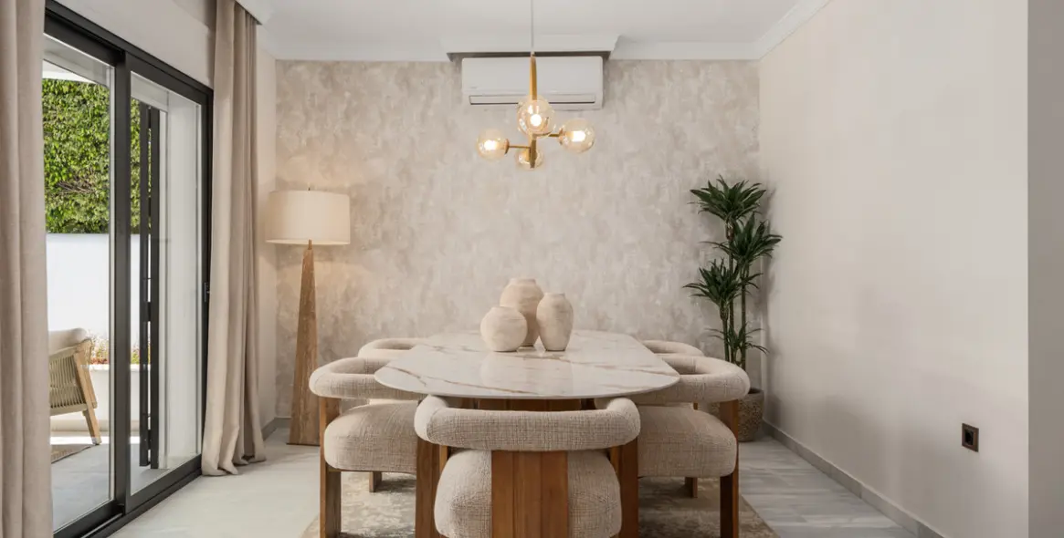 Sale of detached villa in Nueva Andalucía 4