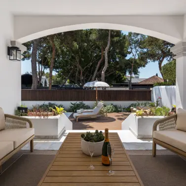 Venta de villa independiente en Nueva Andalucía