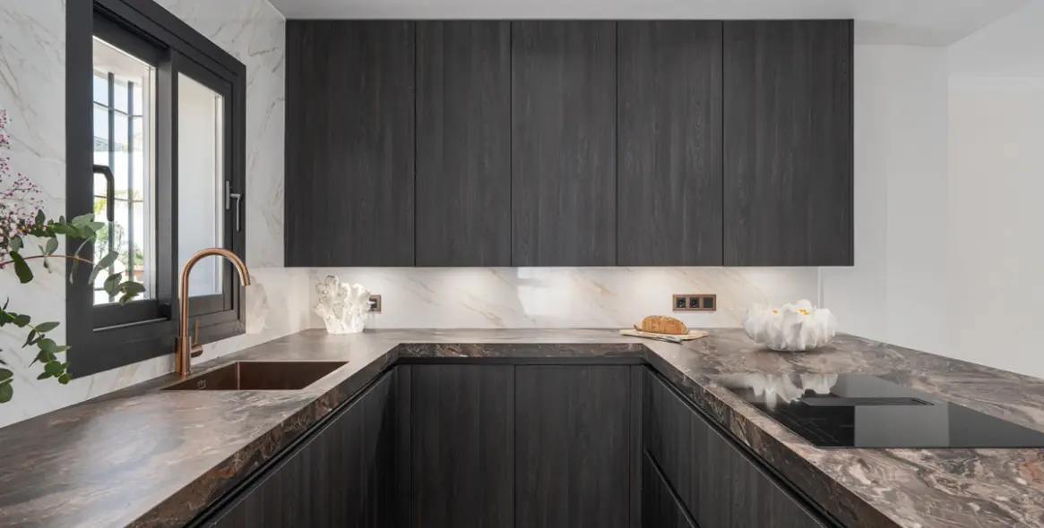 Sale of detached villa in Nueva Andalucía 7