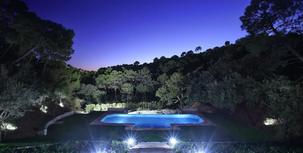 Sale of detached villa in Benahavís 17