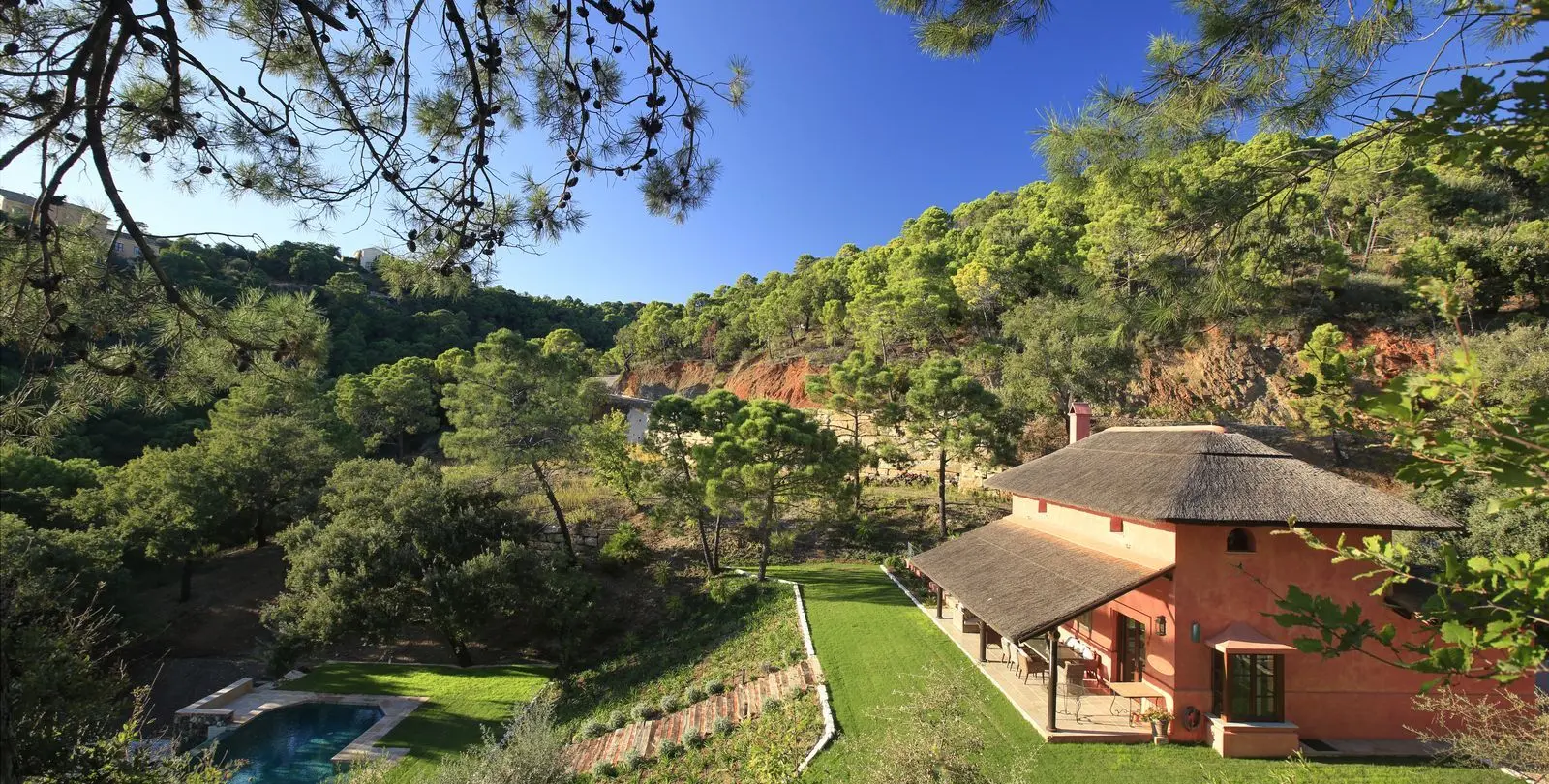 Venta de villa independiente en Benahavís 2