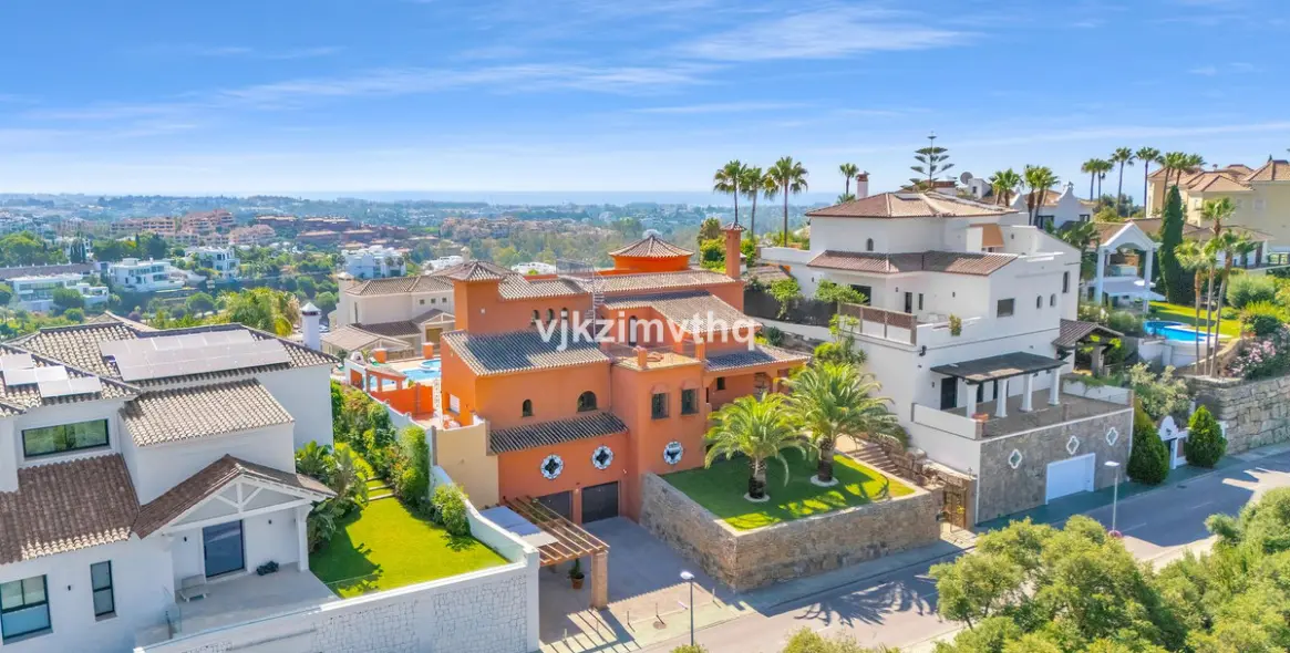 Sale of detached villa in Benahavís 3