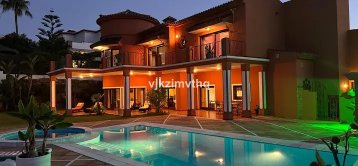 Sale of detached villa in Benahavís 4