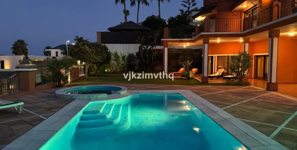 Sale of detached villa in Benahavís 6