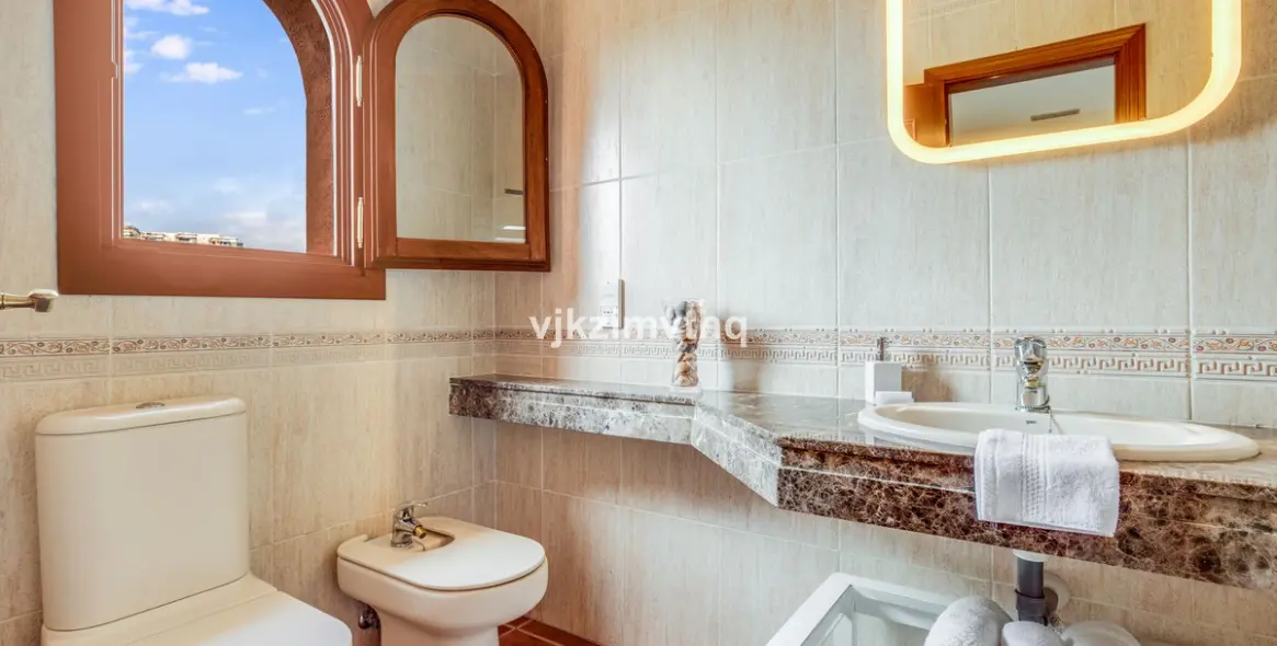 Sale of detached villa in Benahavís 14