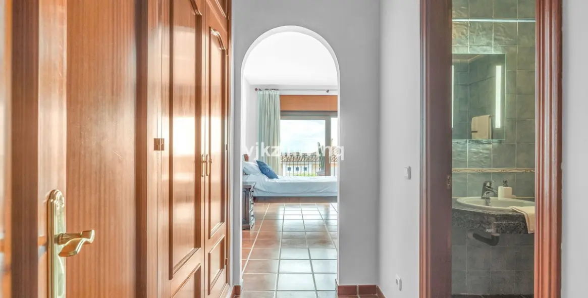 Venta de villa independiente en Benahavís 22