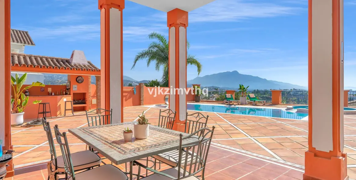 Venta de villa independiente en Benahavís 32