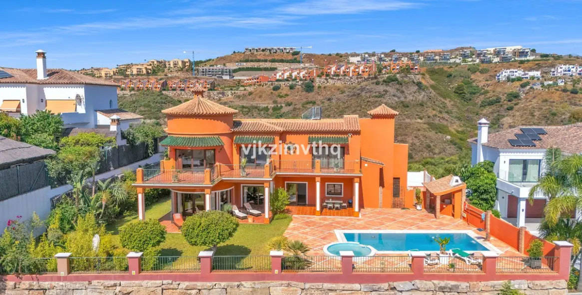 Venta de villa independiente en Benahavís 37