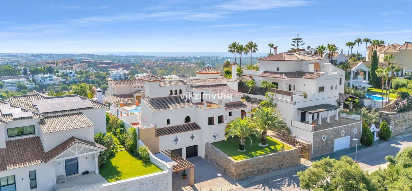 Venta de villa independiente en Benahavís 0