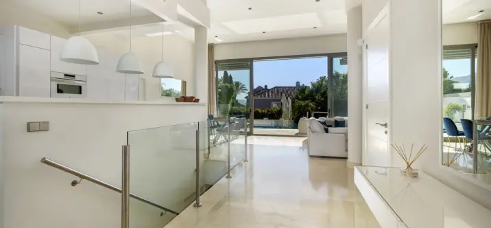 Long-term rent of detached villa in La Quinta 4