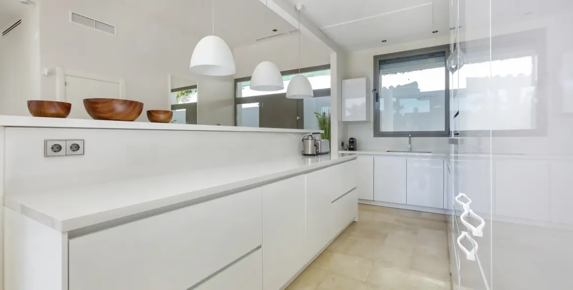 Long-term rent of detached villa in La Quinta 13