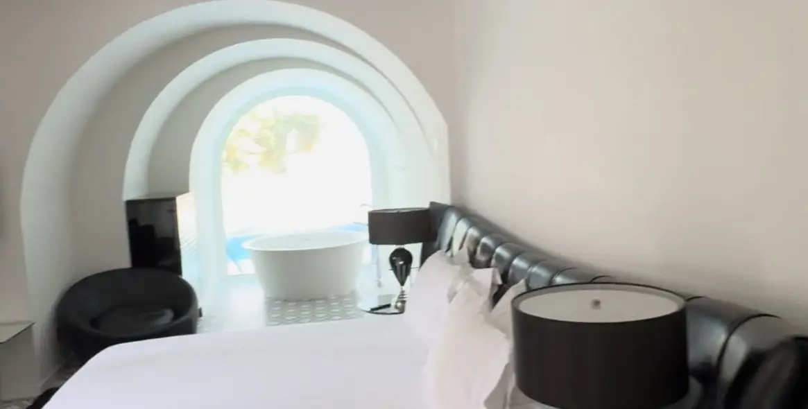 Sale of townhouse in Marbella (district Marbella) 4