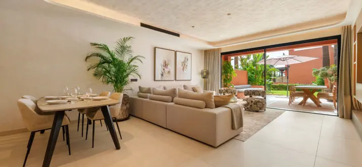 Semi-detached house R5126059 3