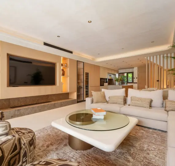 Semi-detached house R5126059