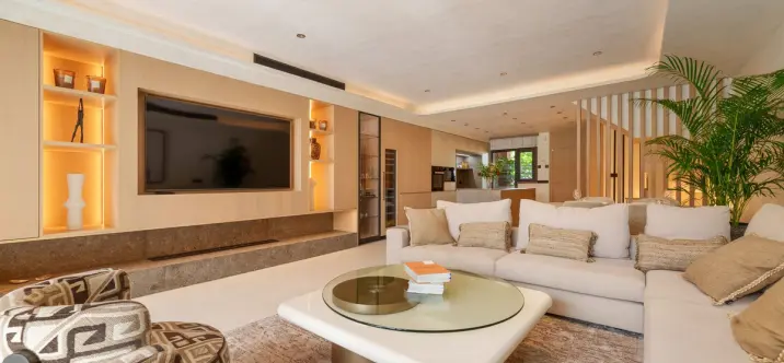 Semi-detached house R5126059 4