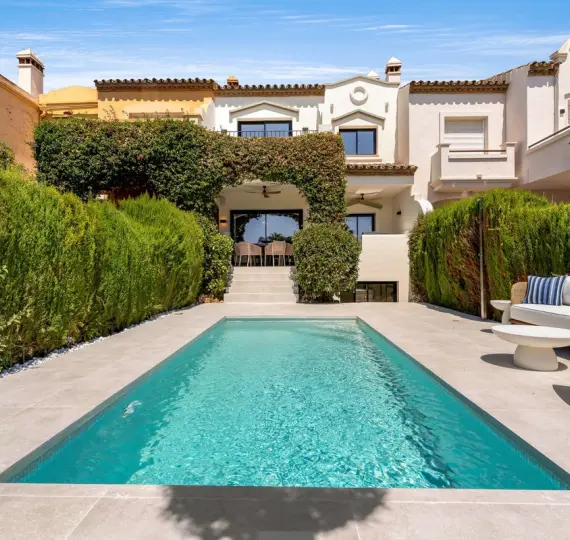 Таунхаус R5170666