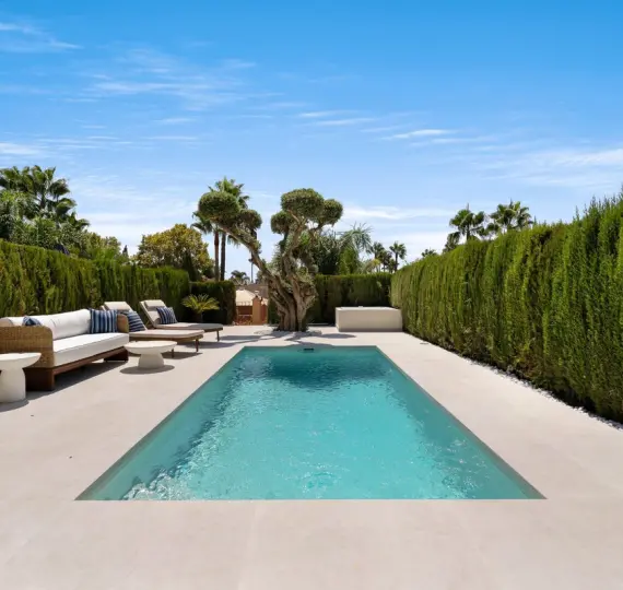 Таунхаус R5170666