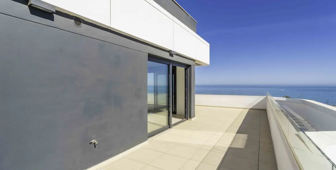 Sale of penthouse in Los Alamos 24