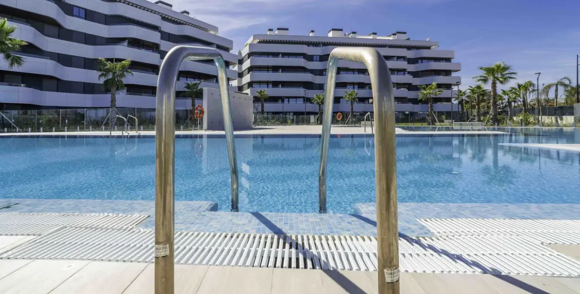 Sale of penthouse in Los Alamos 53