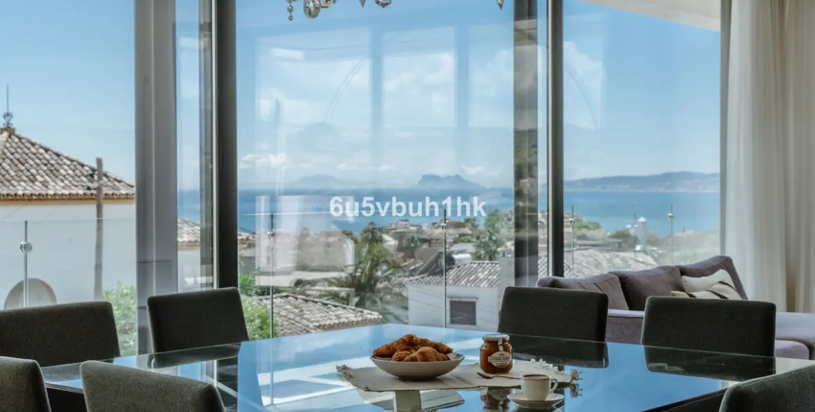 Продажа  отдельно стоящей виллы в Seghers 10