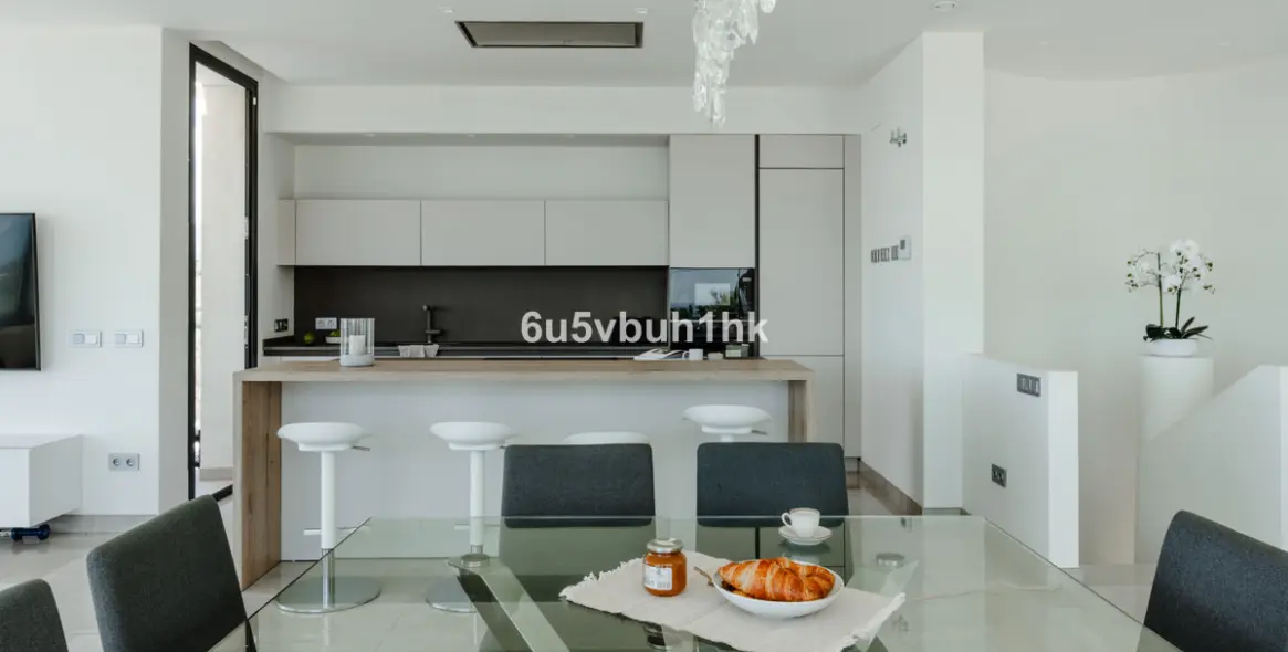 Продажа  отдельно стоящей виллы в Seghers 11