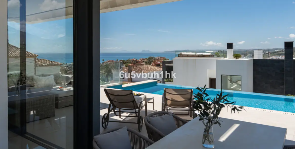 Sale of detached villa in Seghers 23