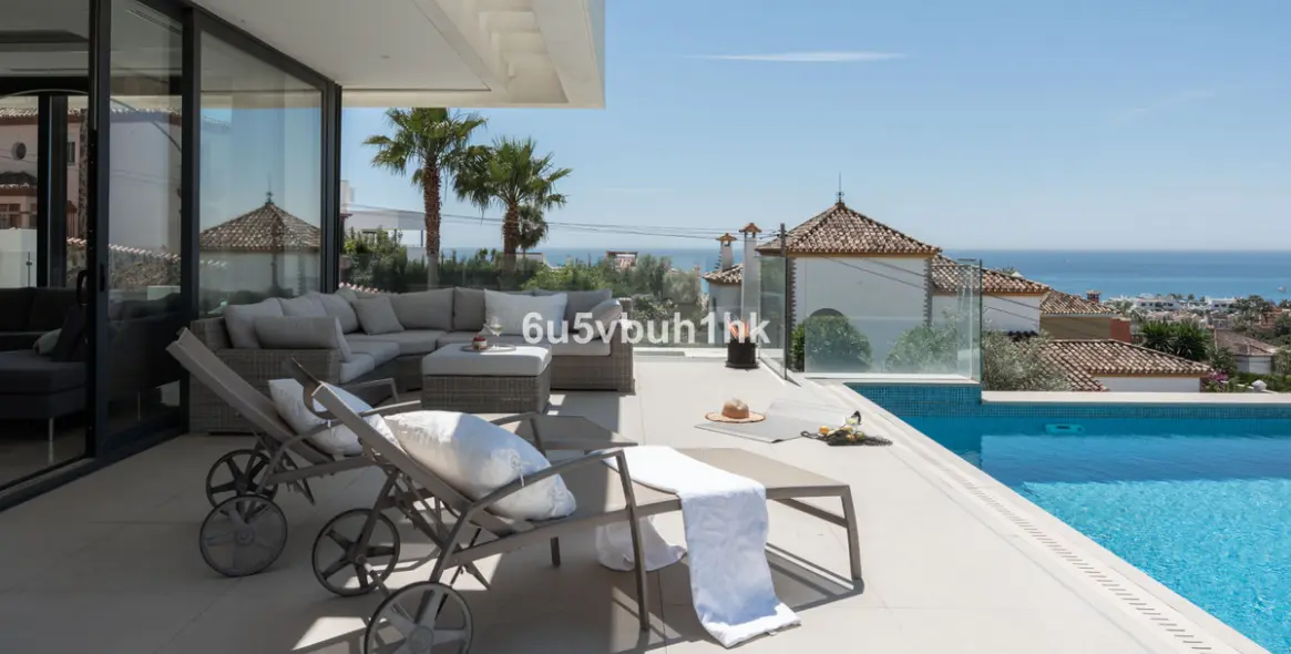 Sale of detached villa in Seghers 30