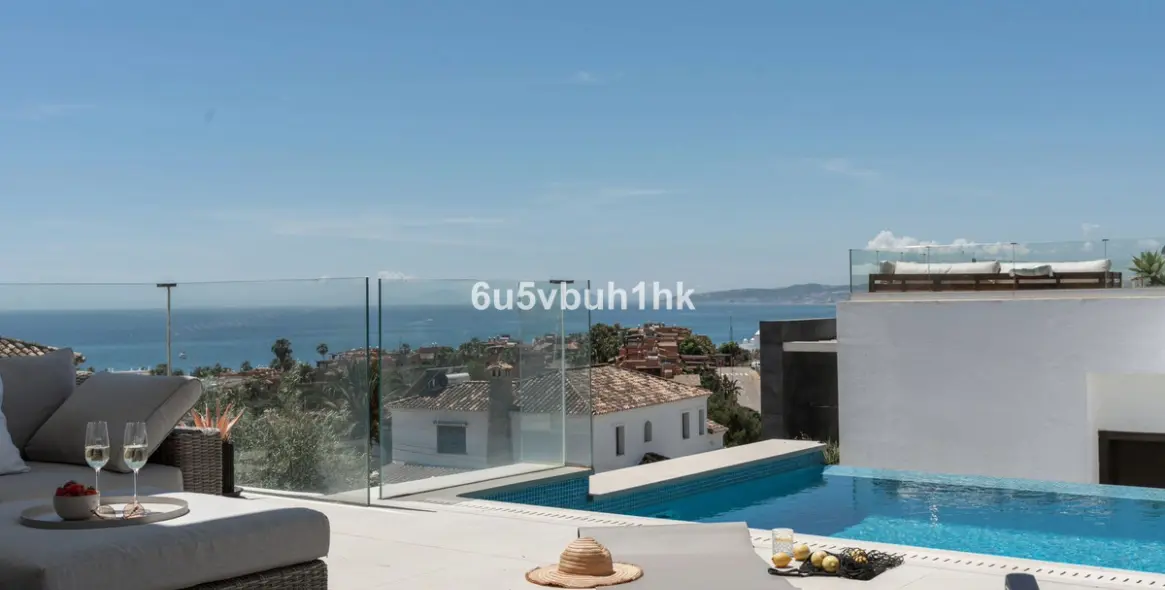 Sale of detached villa in Seghers 32