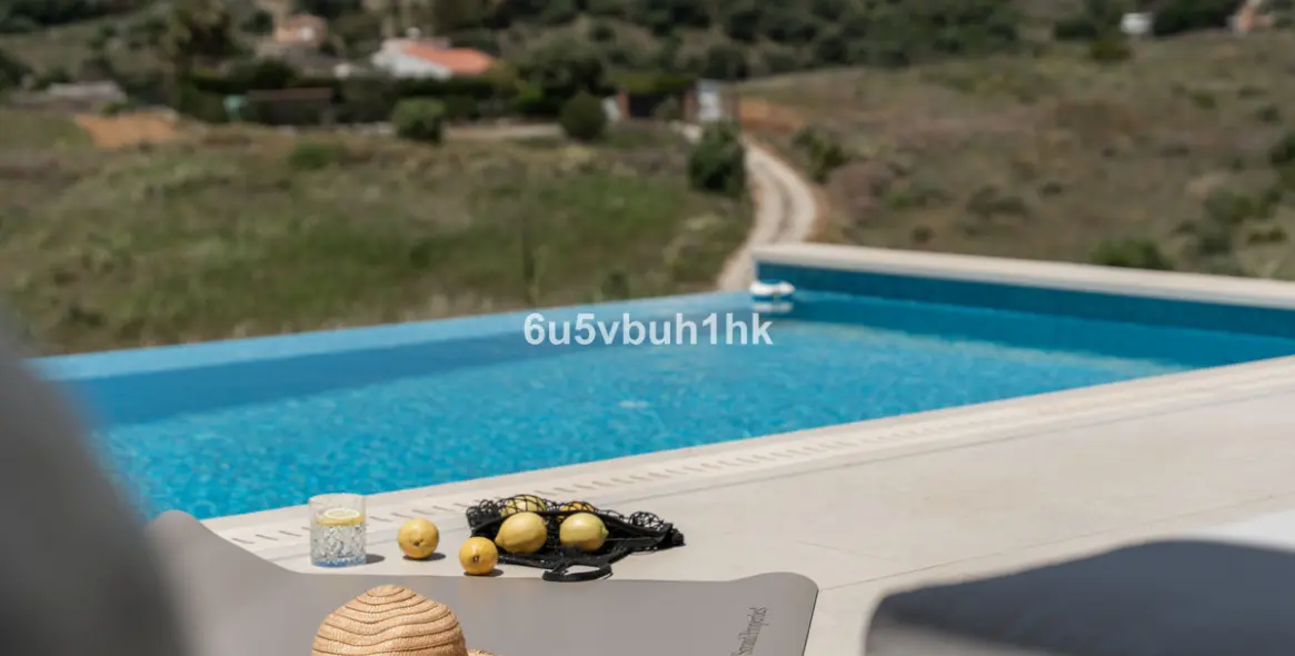 Sale of detached villa in Seghers 36